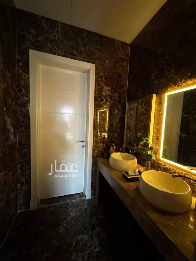 فيلا 5 غرف في الياسمين 1