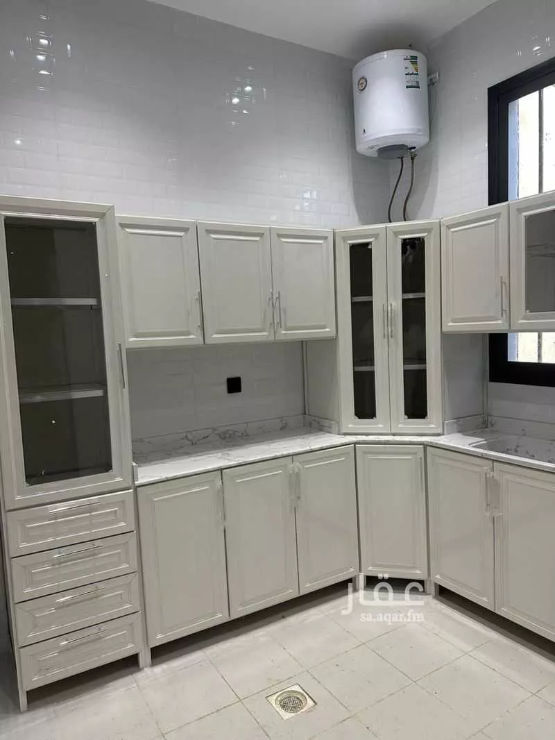 شقة 4 غرف في الجنادرية، الرياض 9