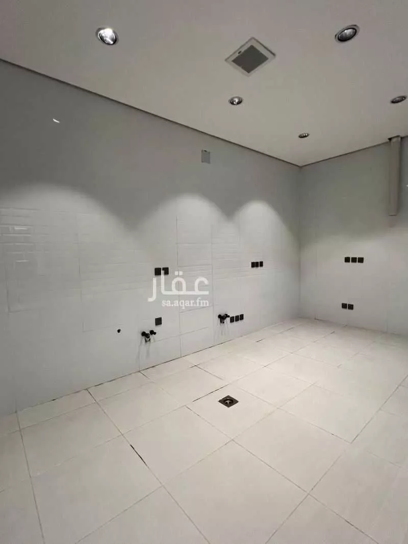 شقة 4 غرف في بدر 5