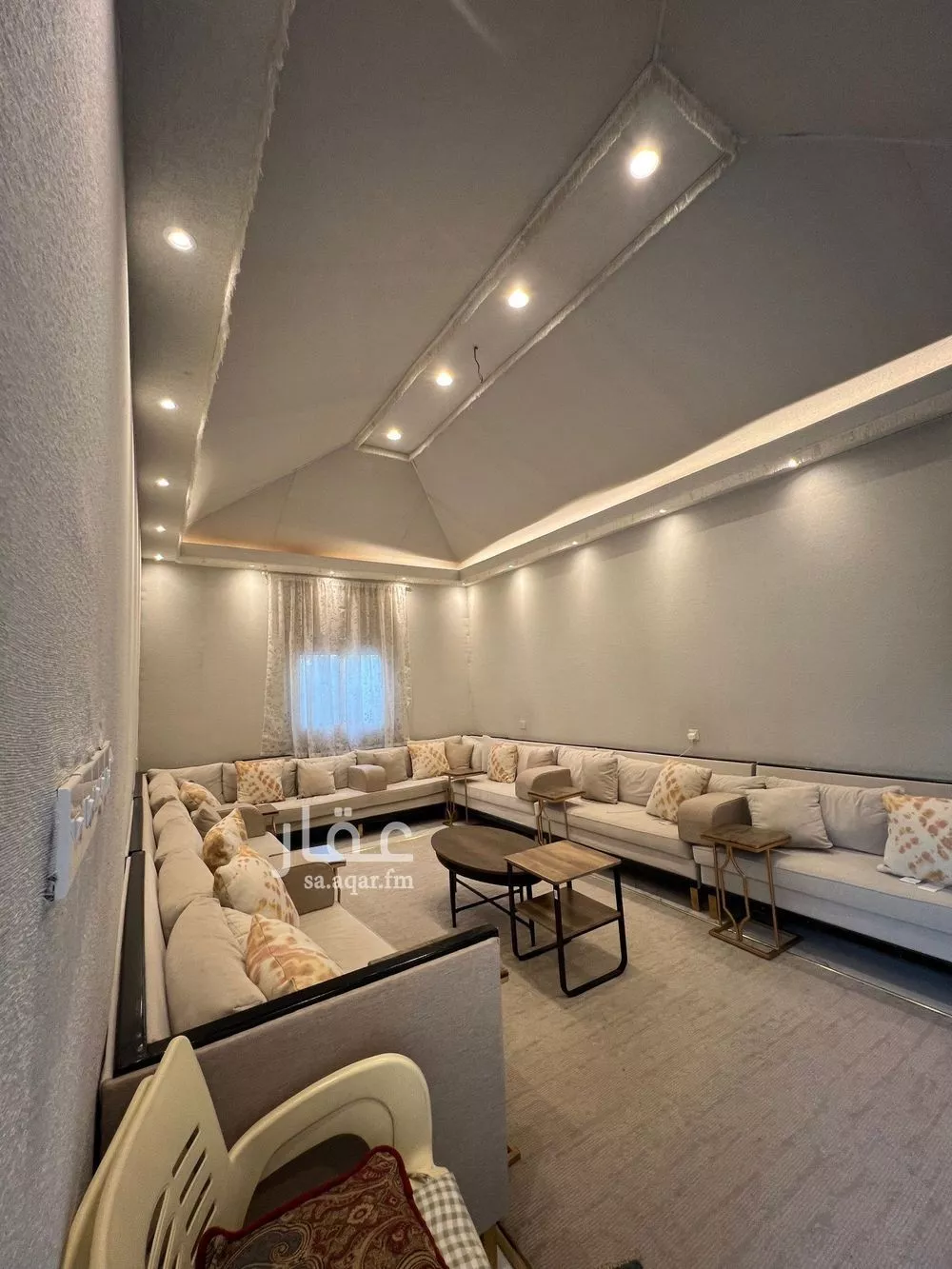 فيلا 7 غرف في الملقا 5