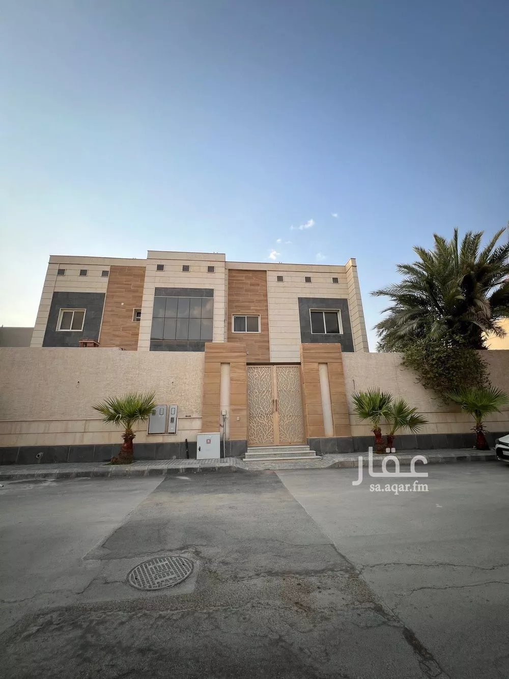 فيلا 7 غرف في الملقا 3