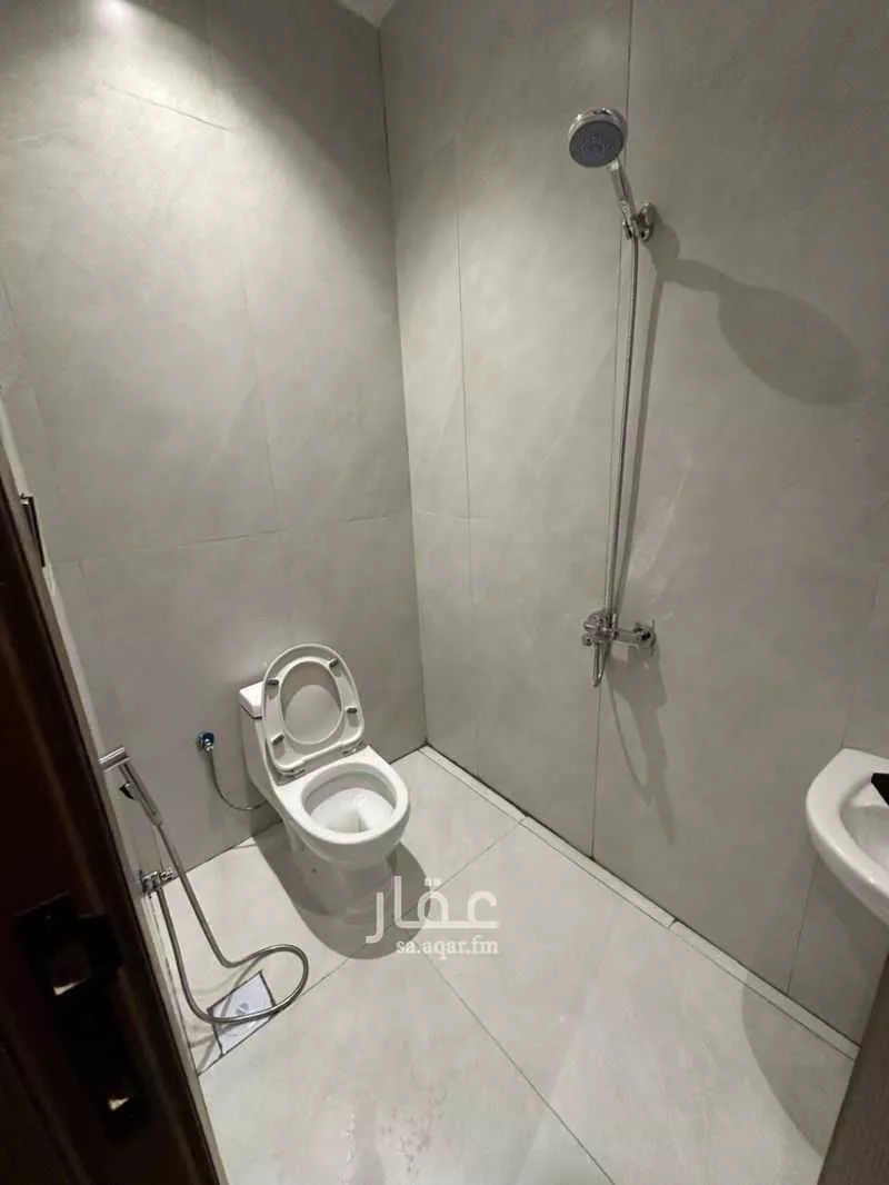 6 bedroom villa in Al Mahdiyyah 5