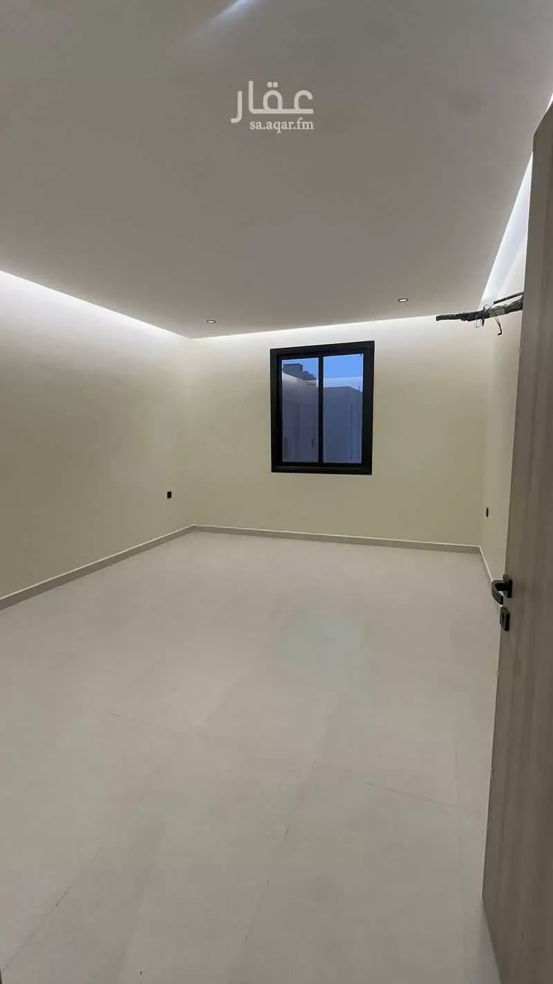 173 sqm building in Al Duwaykhilah 5