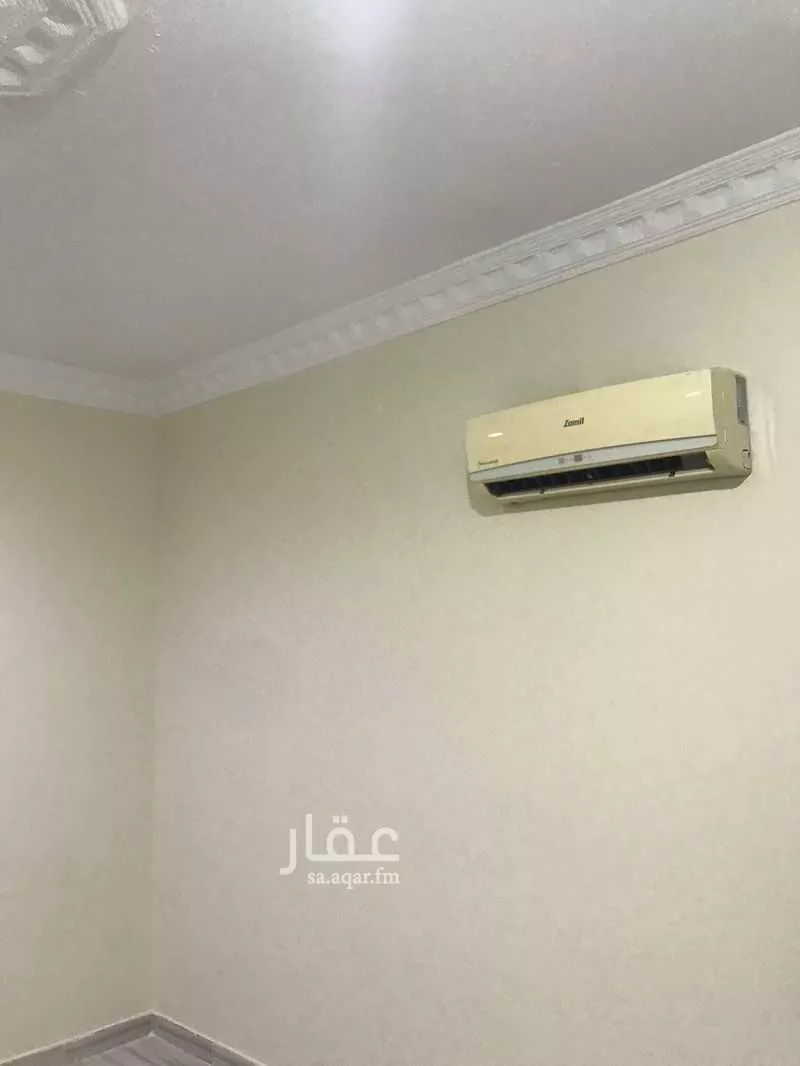 4 bedroom building in Dhahrat Laban, Riyadh 5