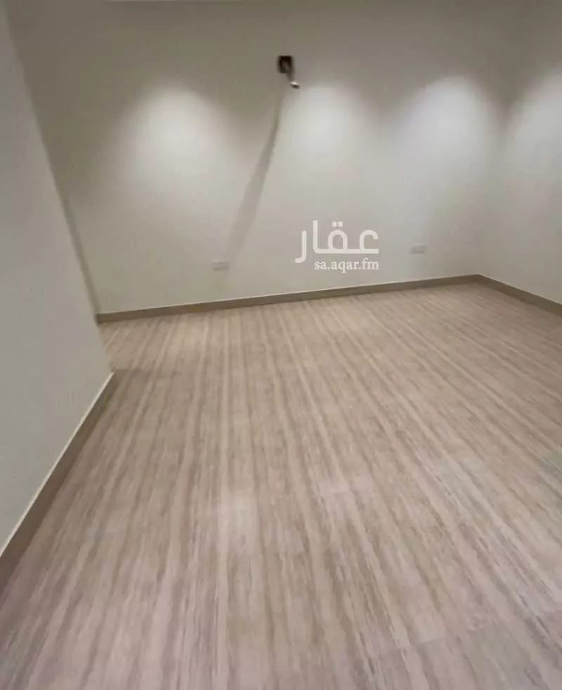 شقة 3 غرف في الملقا 4