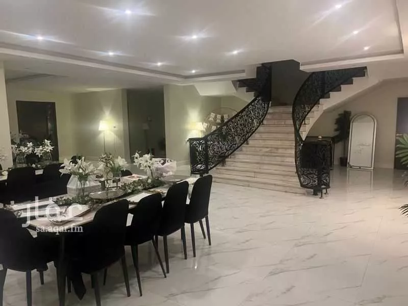 فيلا 5 غرف في الروضة