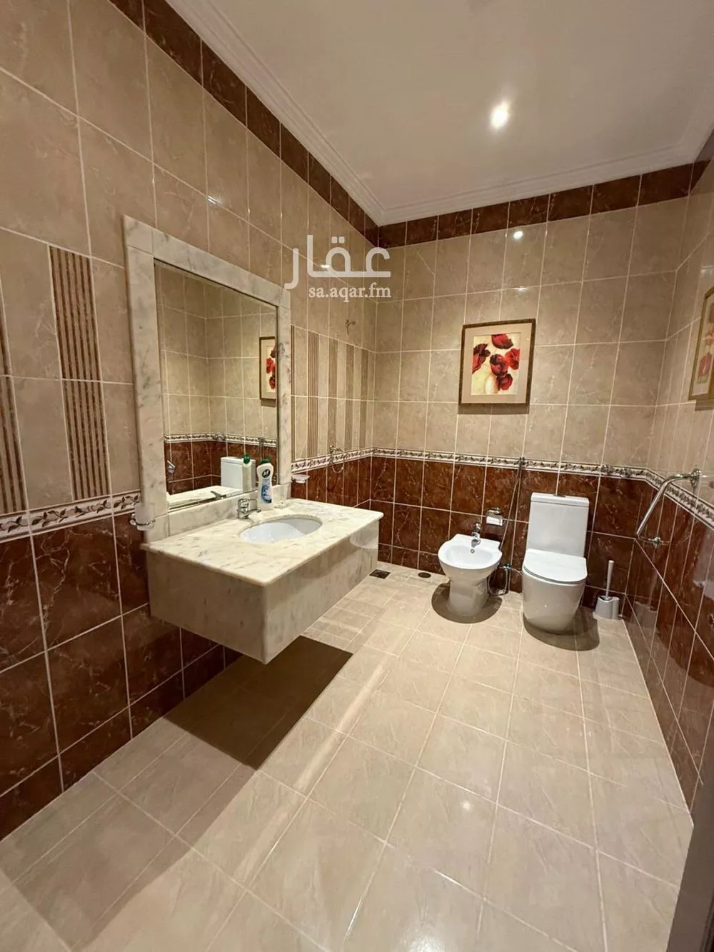 فيلا 5 غرف في البساتين 4