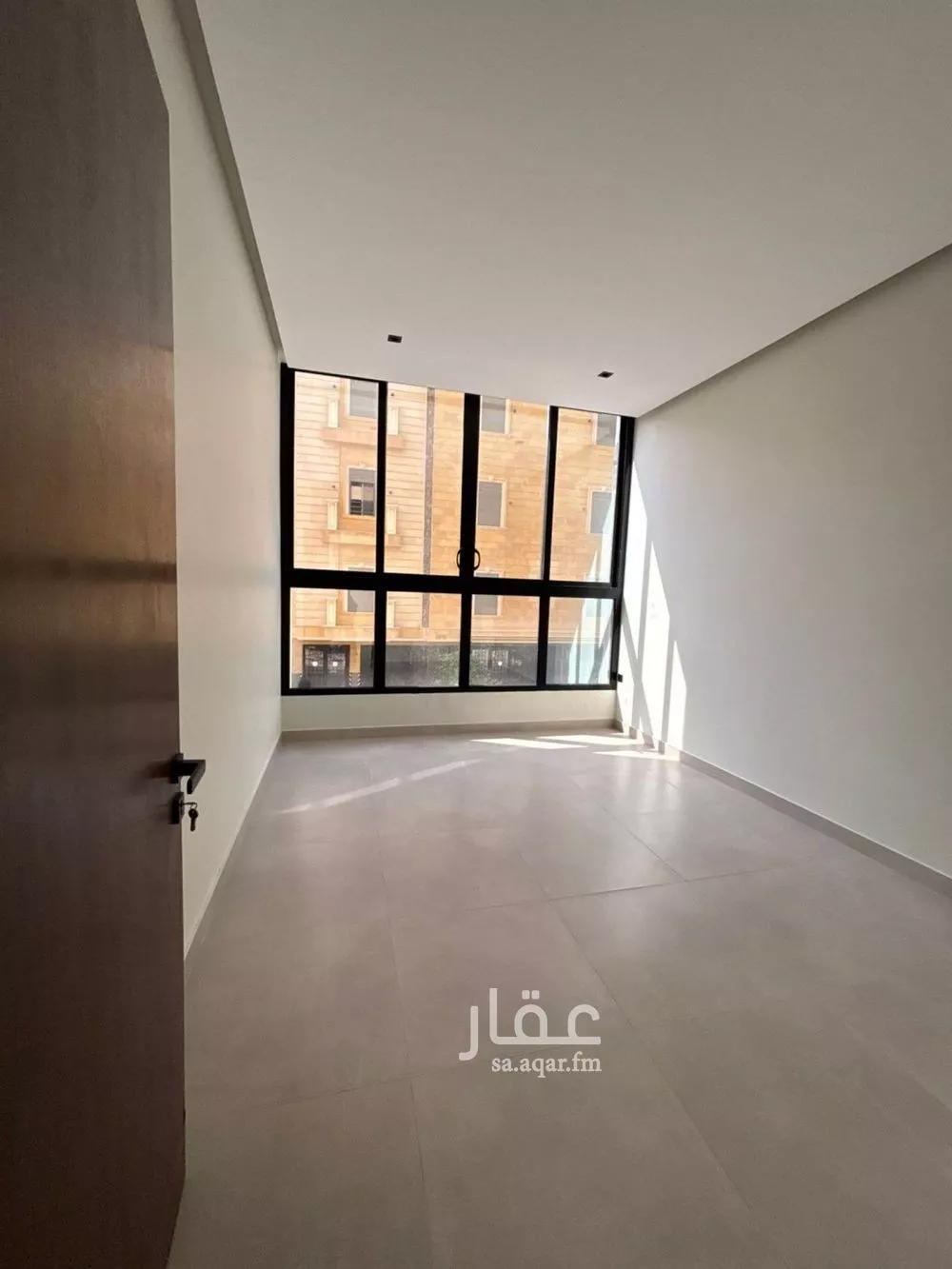 شقة 5 غرف في الزهراء 5