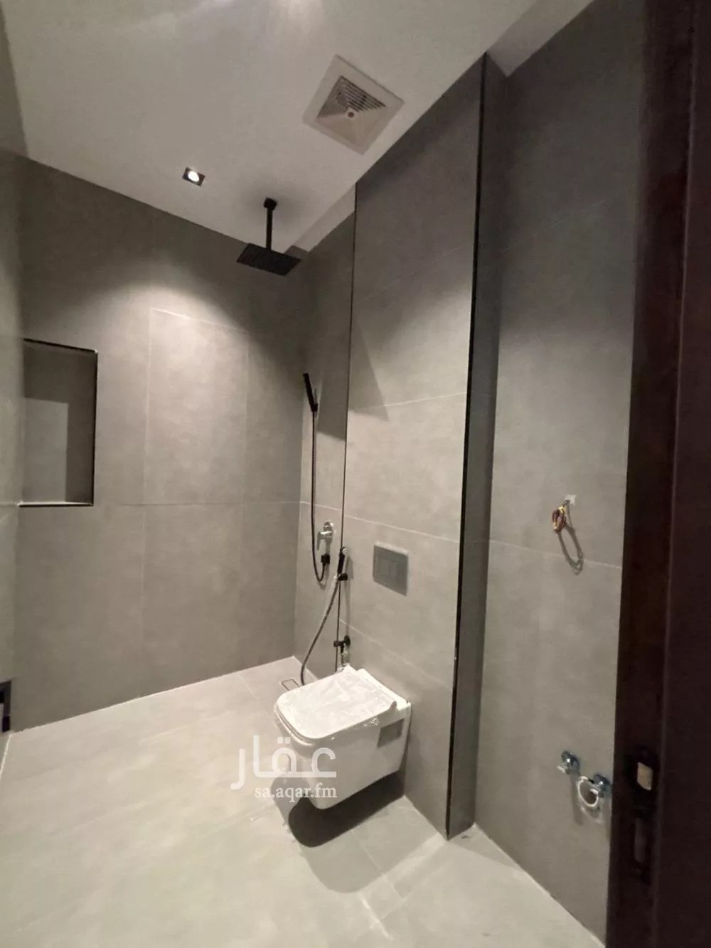 شقة 5 غرف في الزهراء 3