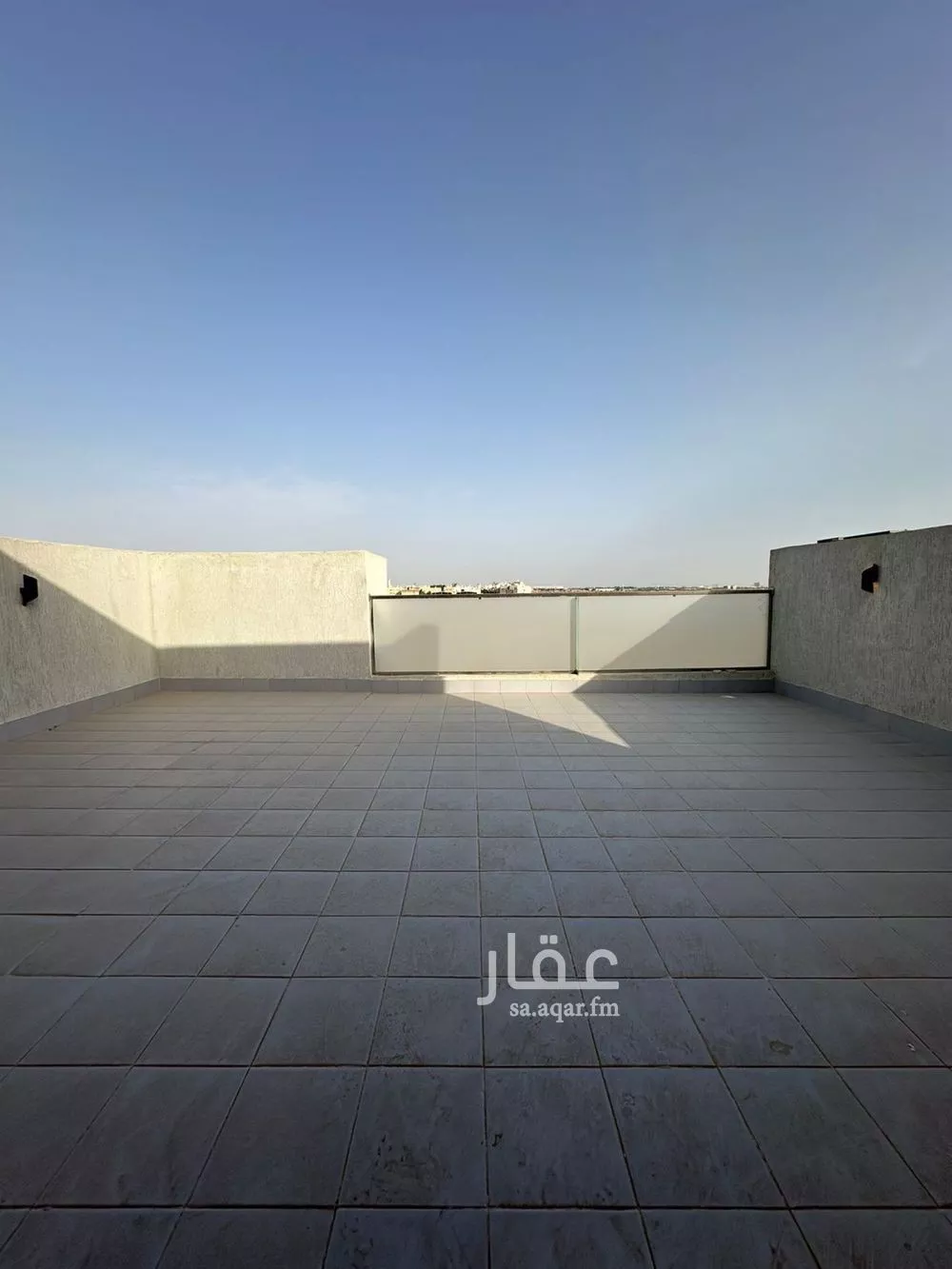 فيلا 6 غرف في الشراع 4