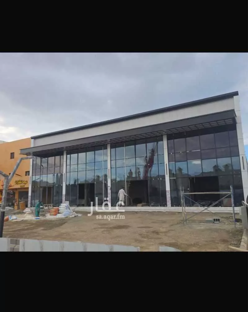 عمارة 712 م² في الزمرد