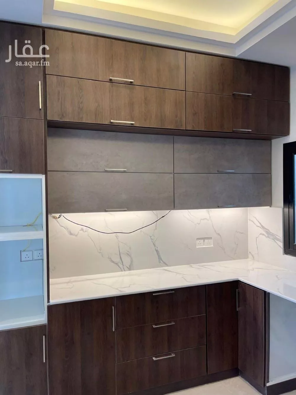 شقة 3 غرف في الملقا 5