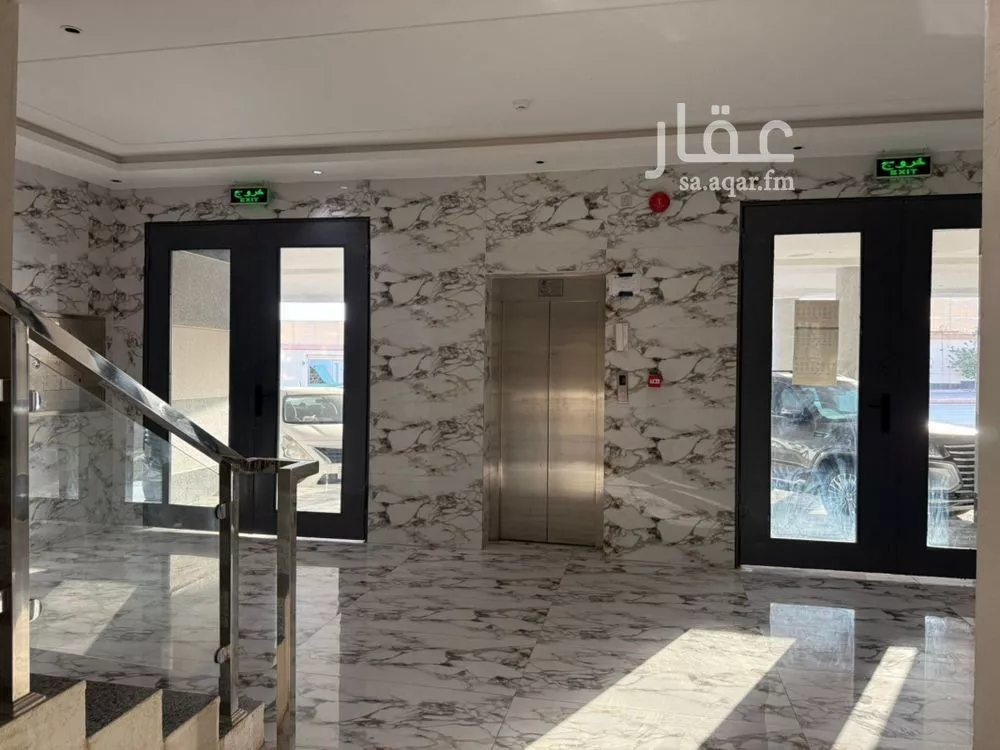 4 bedroom apartment in Okaz, Riyadh 8