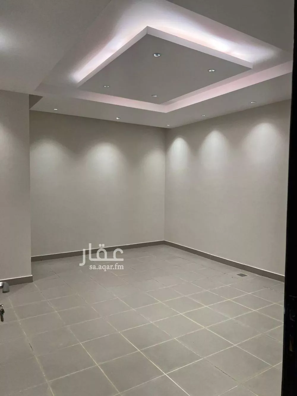 دور 3 غرف في الملقا 3