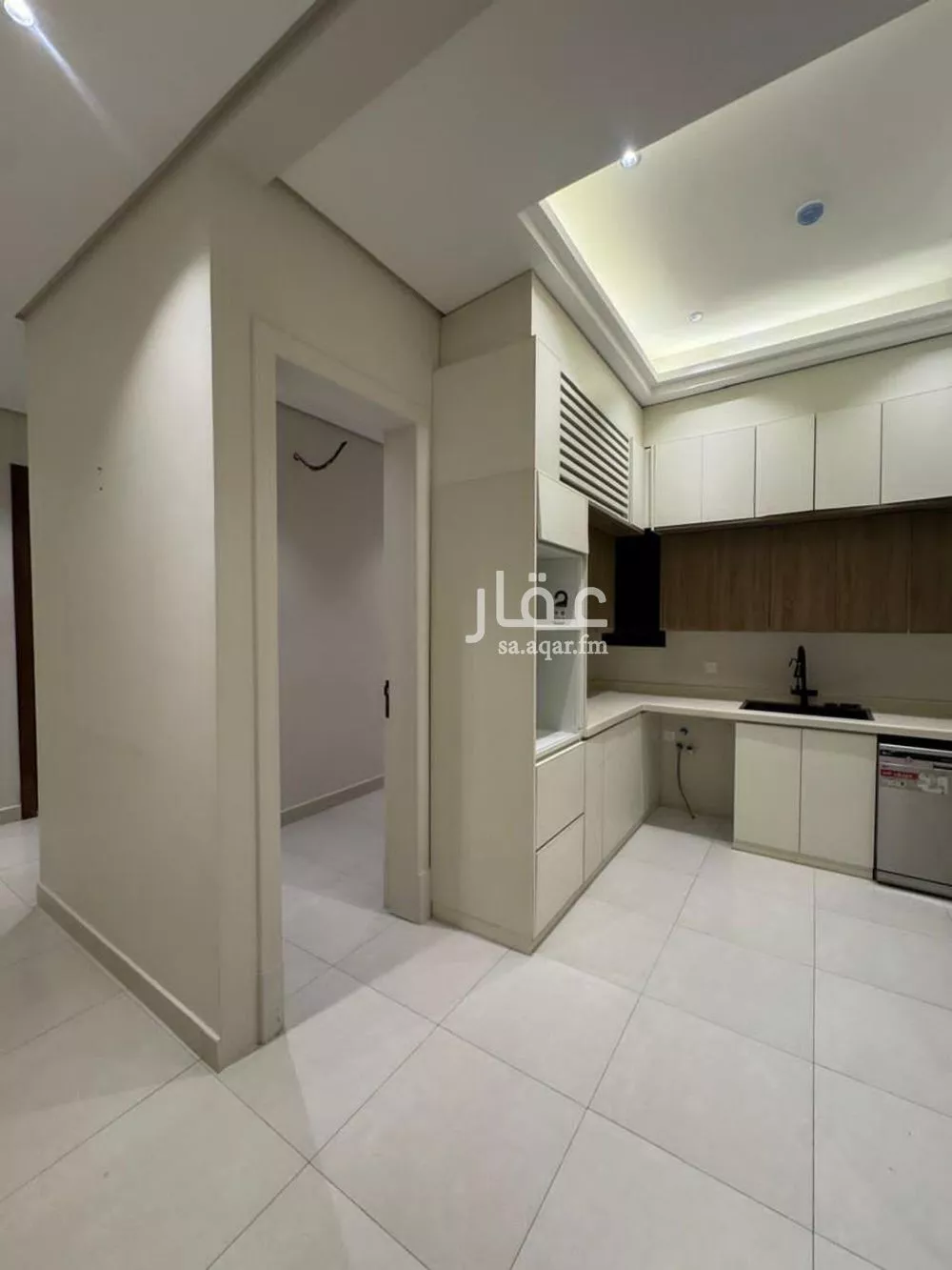 4 bedroom apartment in Al Aridh, Riyadh 5