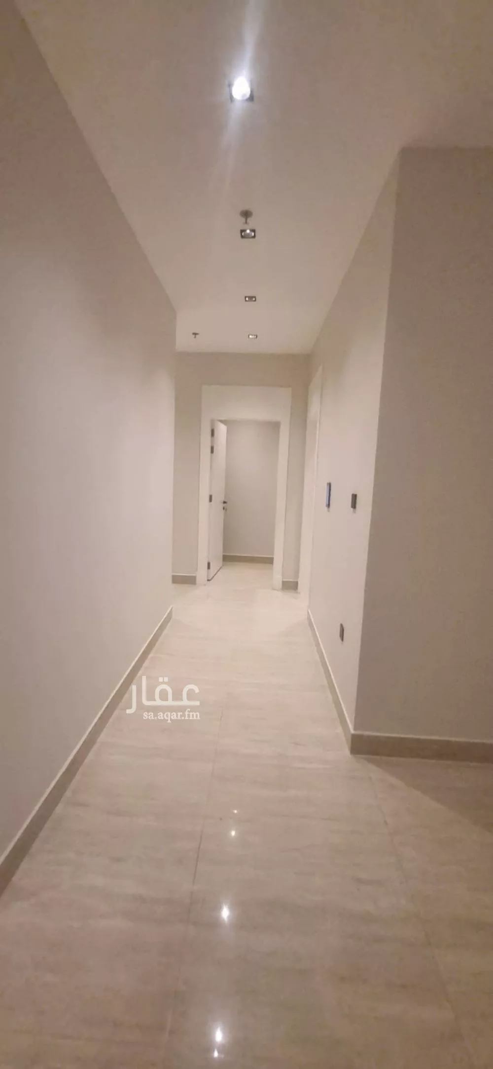 شقة 3 غرف في الملقا 4