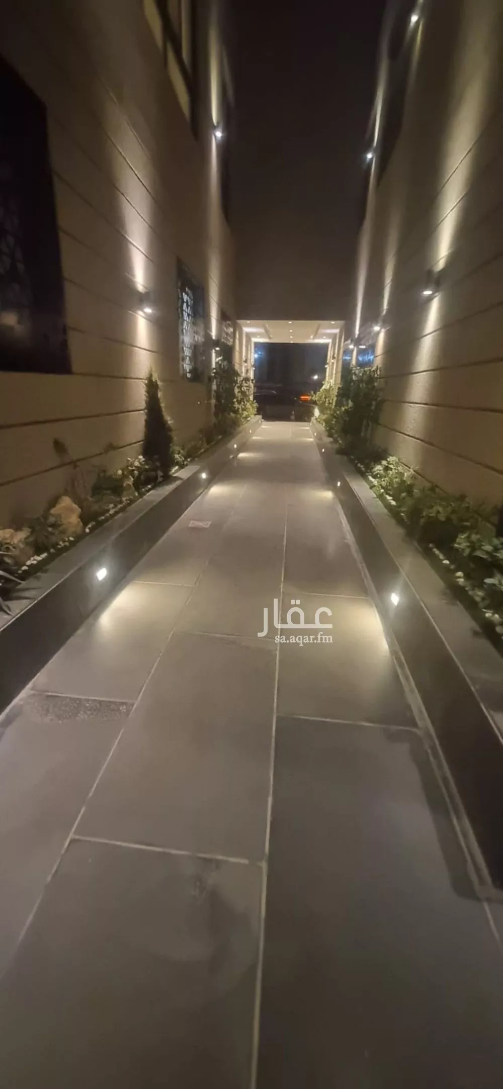 شقة 3 غرف في الملقا 4