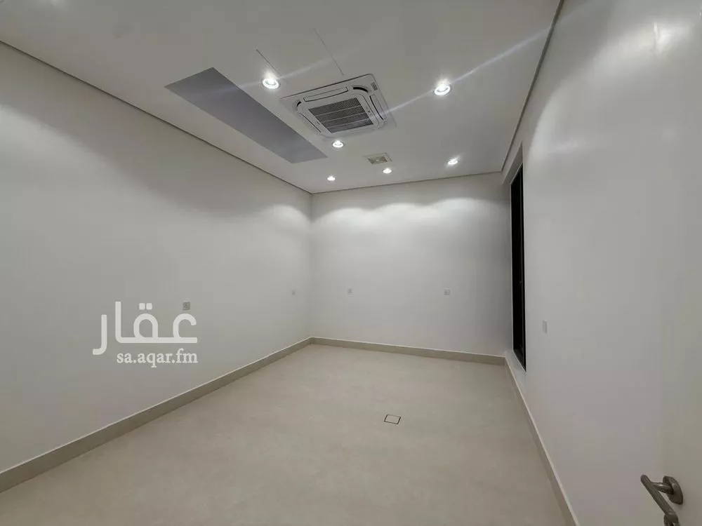 فيلا 5 غرف في المهدية 4