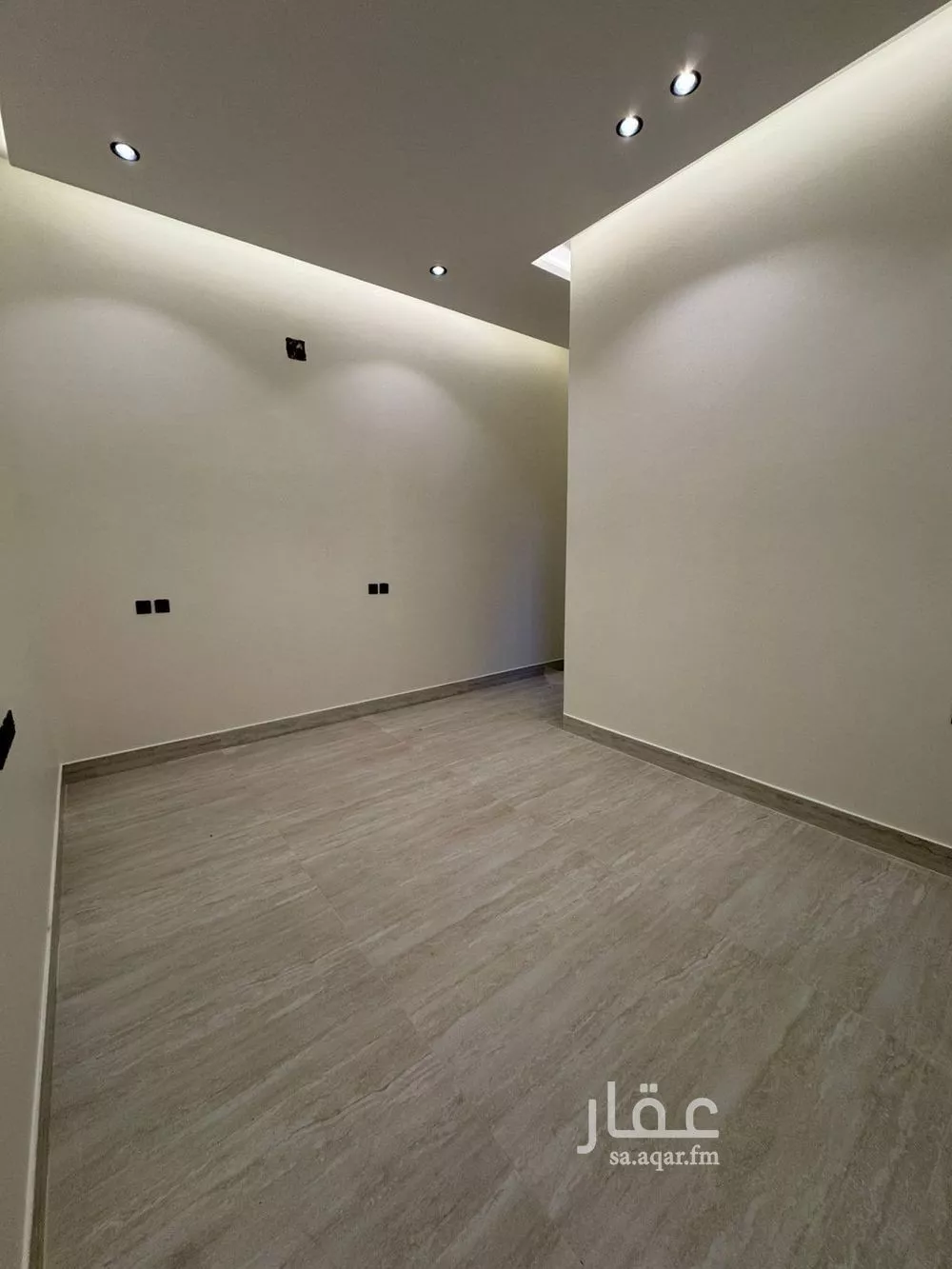 5 bedroom villa in Al Mahdiyyah 2