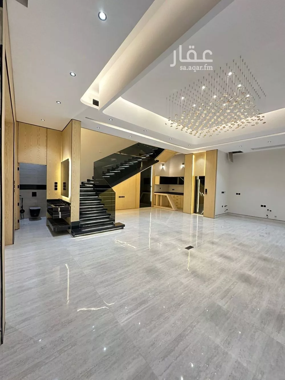 فيلا 7 غرف في المهدية 5