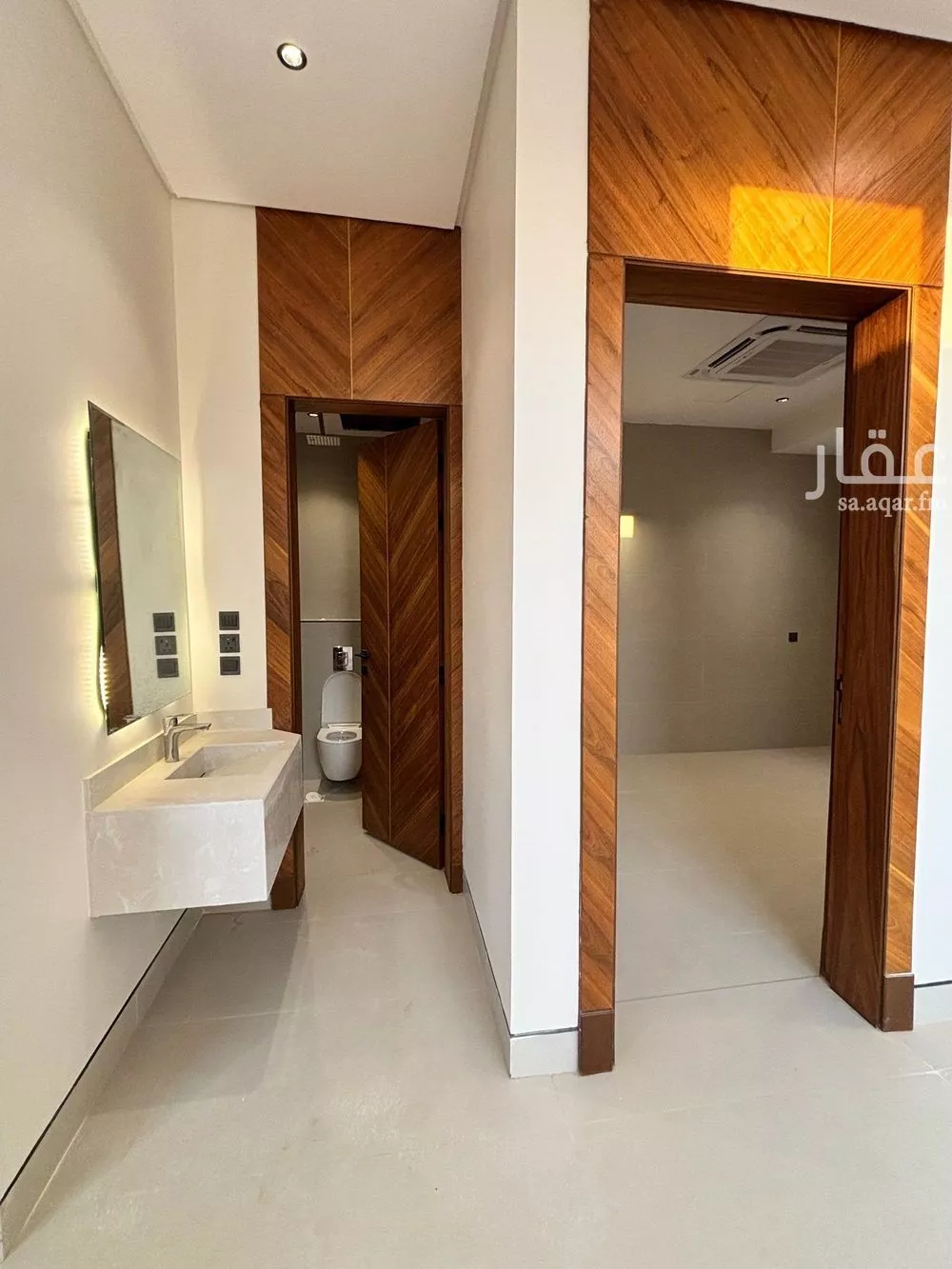 6 bedroom villa in Al Mahdiyyah 4