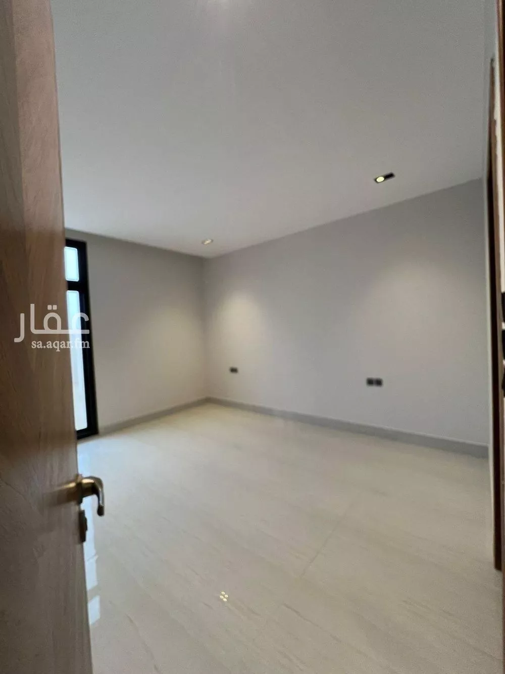 فيلا 6 غرف في المهدية 4