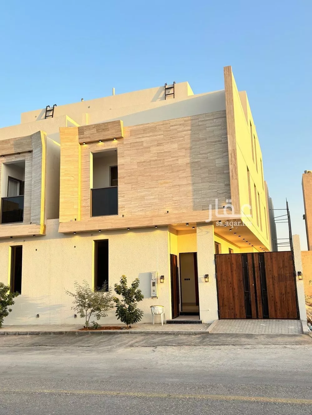 6 bedroom villa in Al Mahdiyyah 2