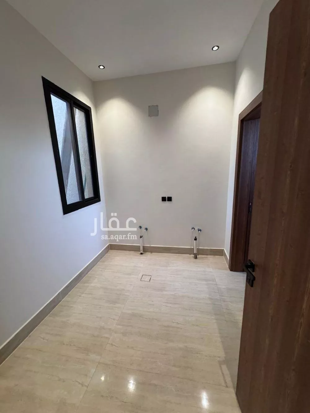 فيلا 5 غرف في المهدية 4