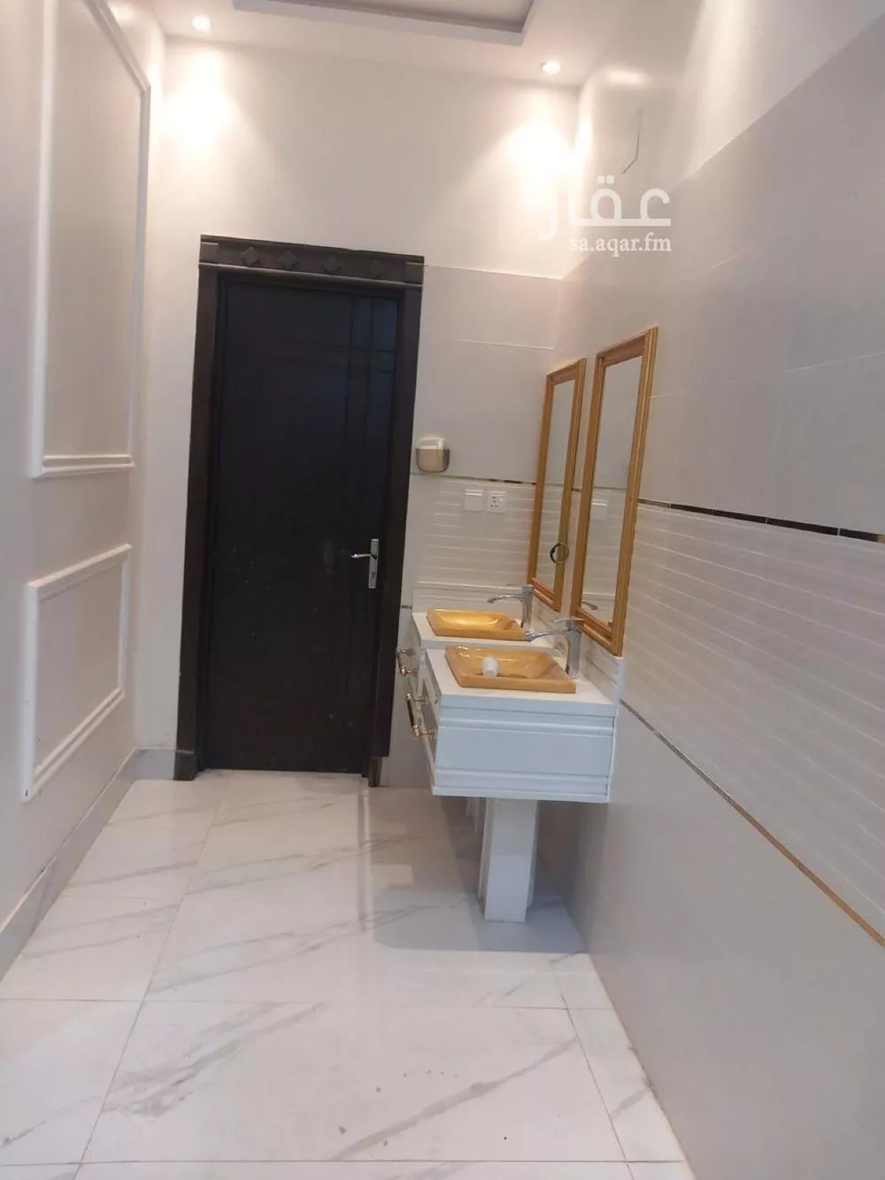 5 bedroom villa in Dhahrat Laban 5