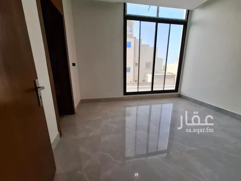 6 bedroom villa in Dhahrat Laban, Riyadh 9