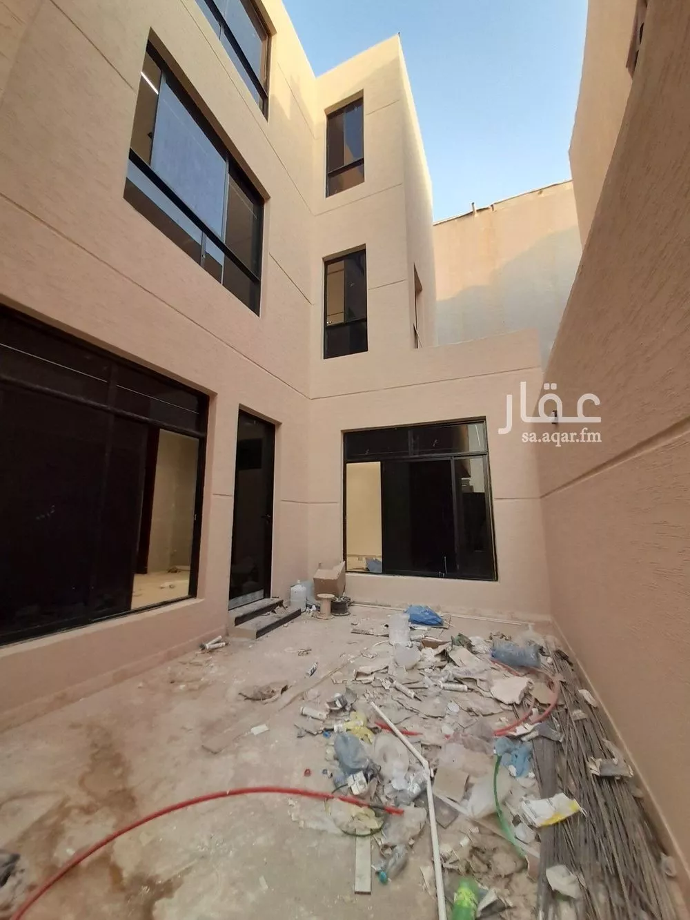 فيلا 7 غرف في ظهرة لبن 3