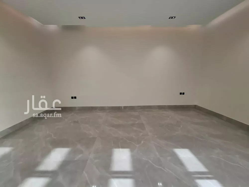 6 bedroom villa in Dhahrat Laban, Riyadh 18