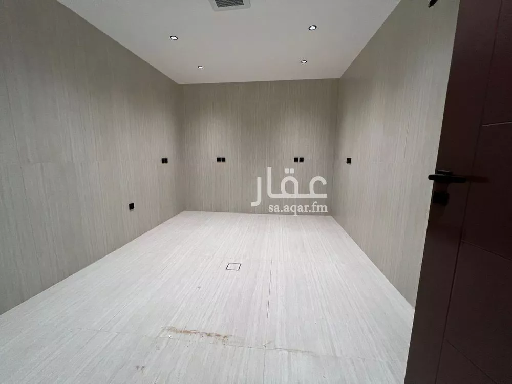7 bedroom villa in Dhahrat Laban, Riyadh 7