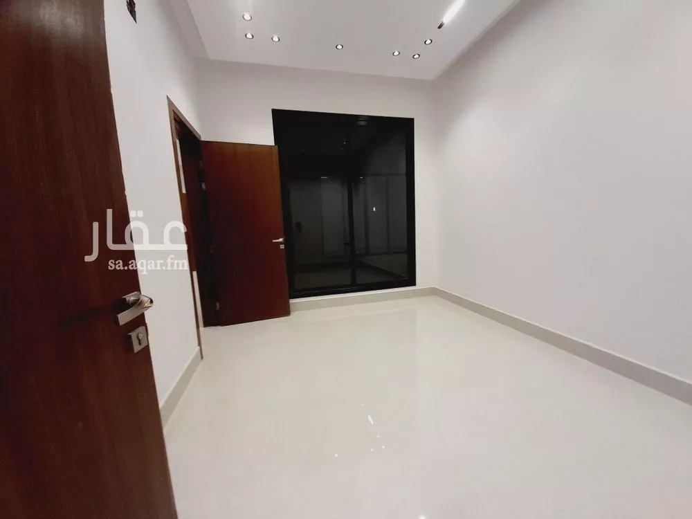 7 bedroom villa in Al Mahdiyyah 4