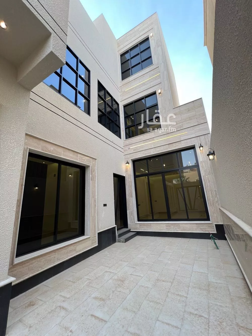 فيلا 6 غرف في ظهرة لبن 3