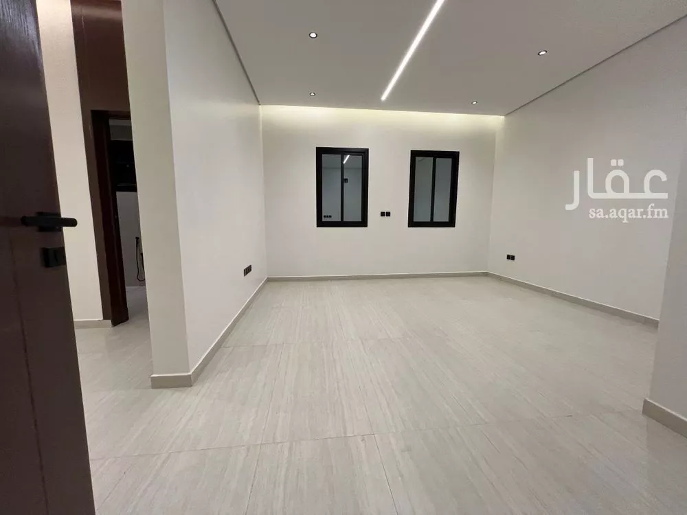 7 bedroom villa in Dhahrat Laban, Riyadh 10