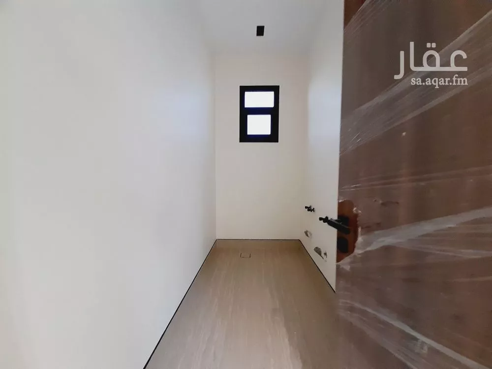 فيلا 8 غرف في ظهرة لبن 5