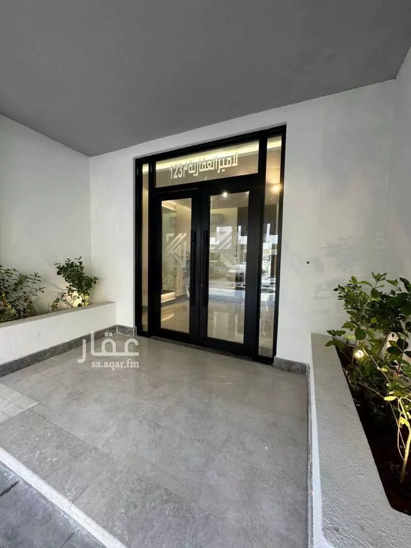 شقة 5 غرف في الروضة 5