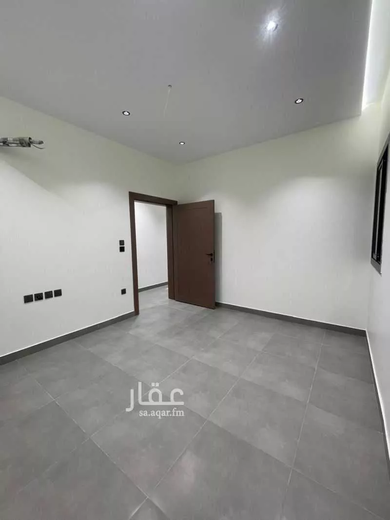 شقة 4 غرف في الروضة 1