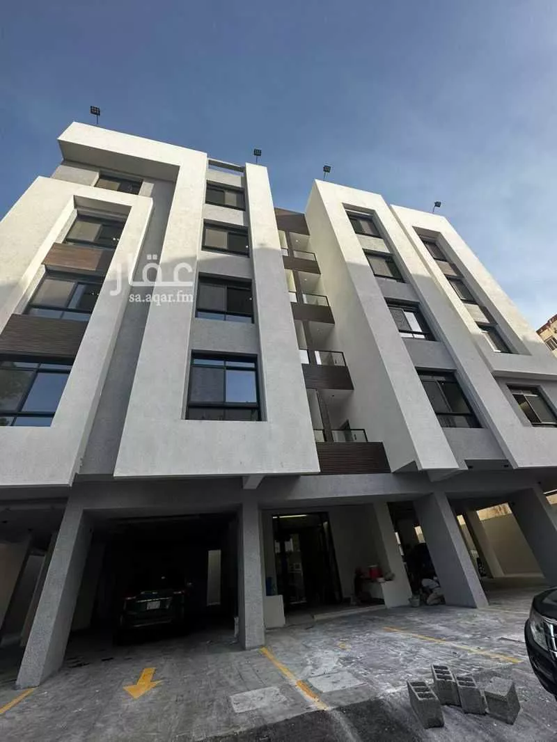 شقة 5 غرف في الروضة 2