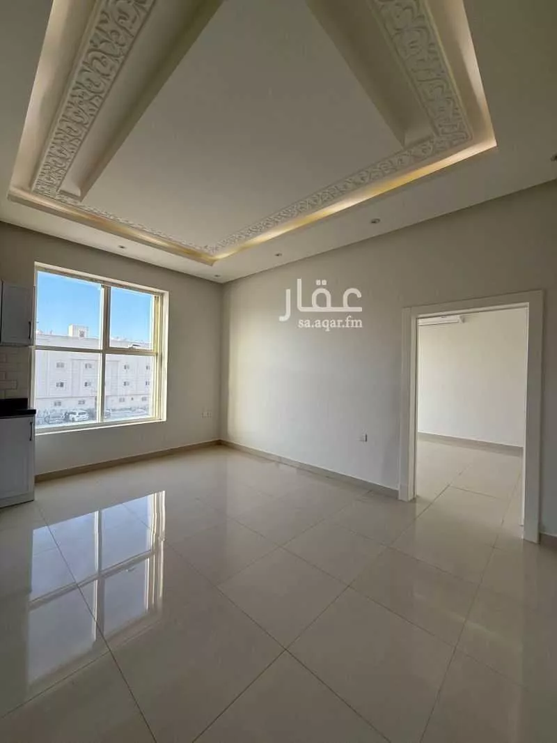 70 bedroom apartment in Hittin 4