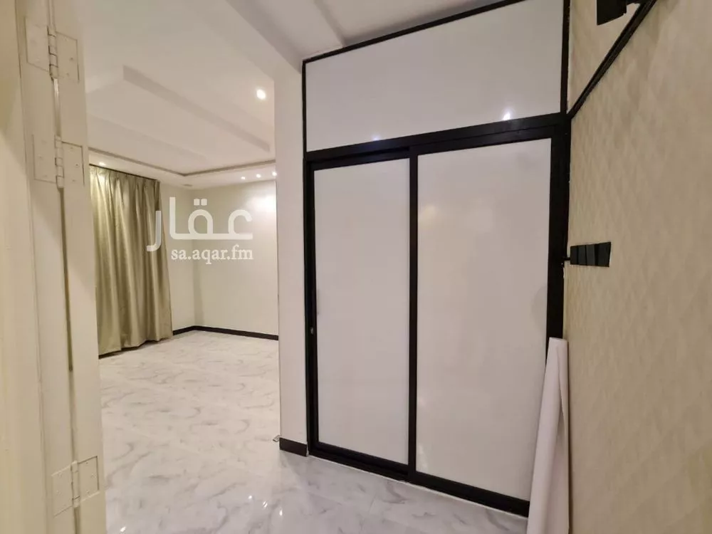 8 bedroom villa in Al Munsiyah 3