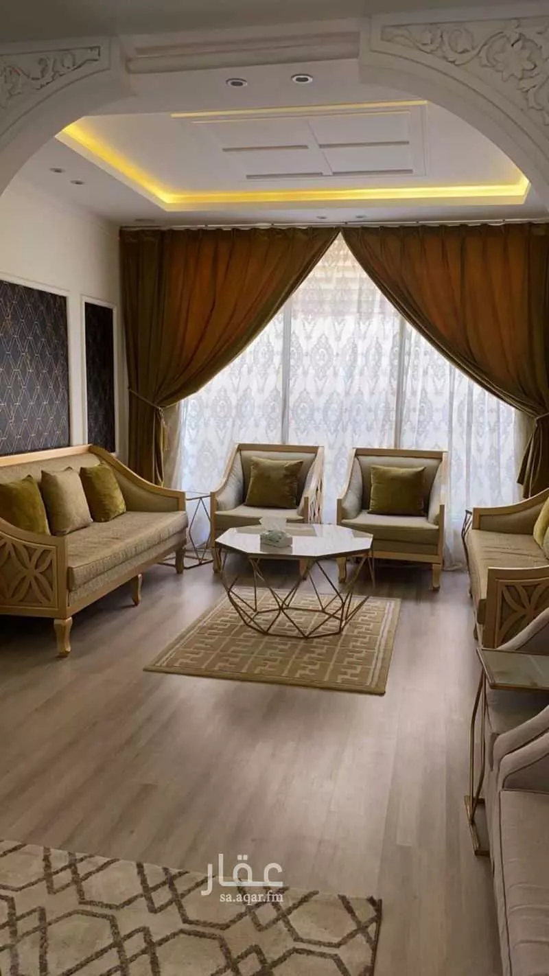 9 bedroom villa in Dhahrat Laban 5