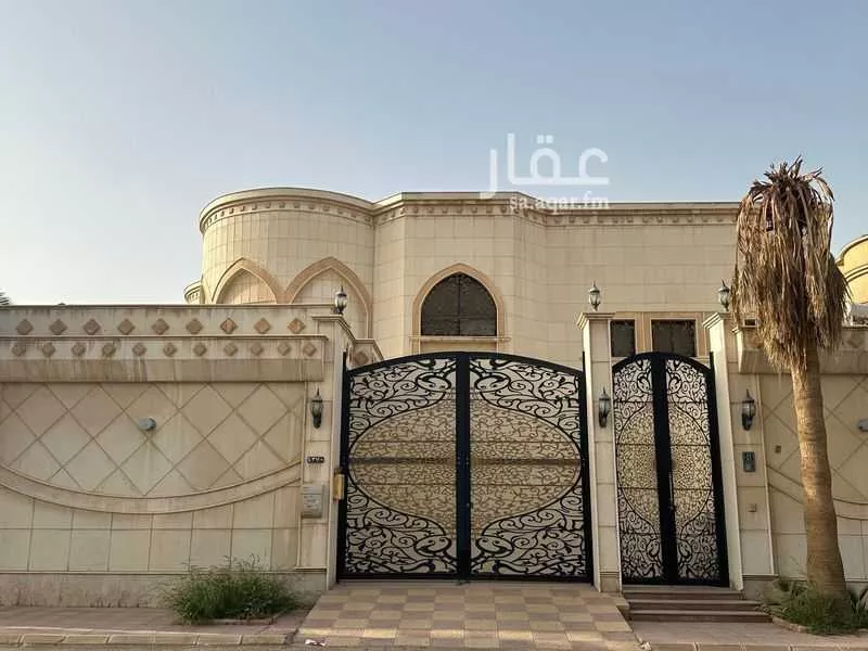 فيلا 5 غرف في الروضة 2