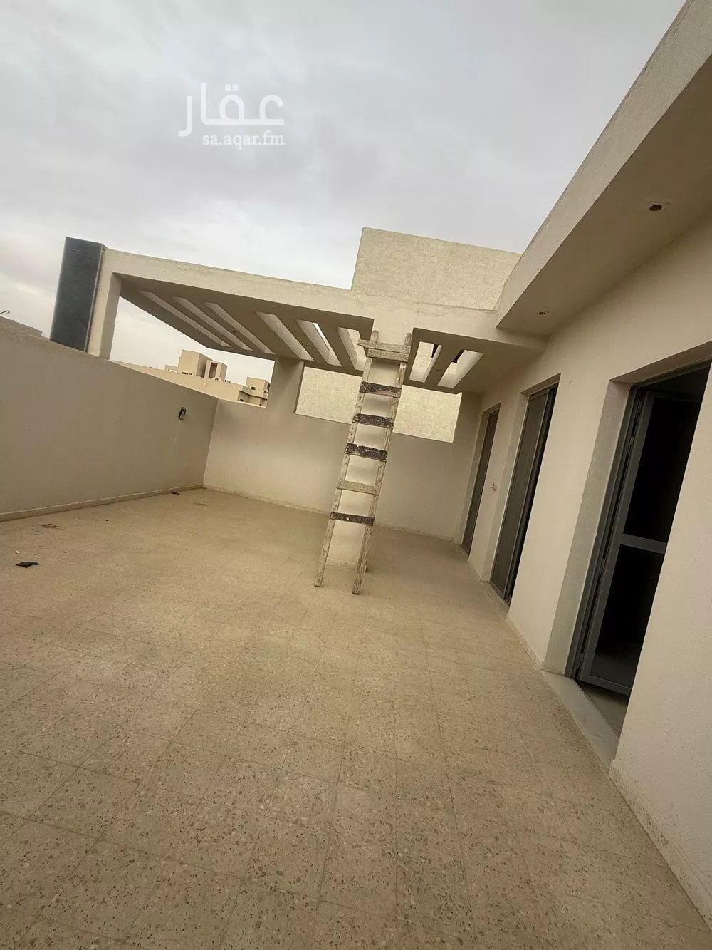 5 bedroom villa in Al Narjis 2