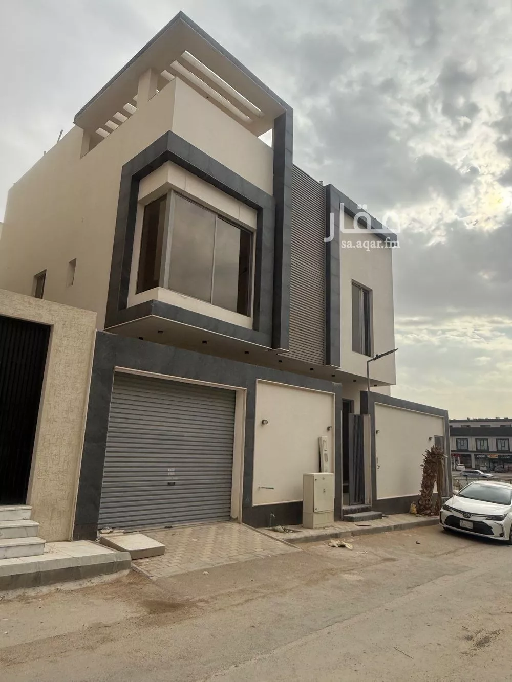 5 bedroom villa in Al Narjis 1