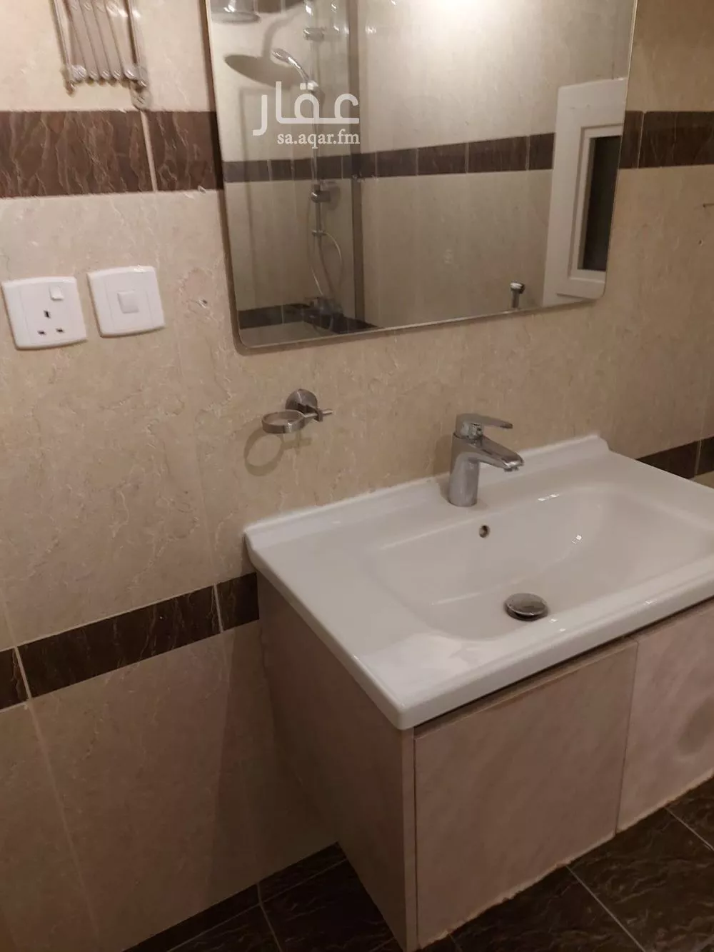 شقة 4 غرف في الياسمين 4