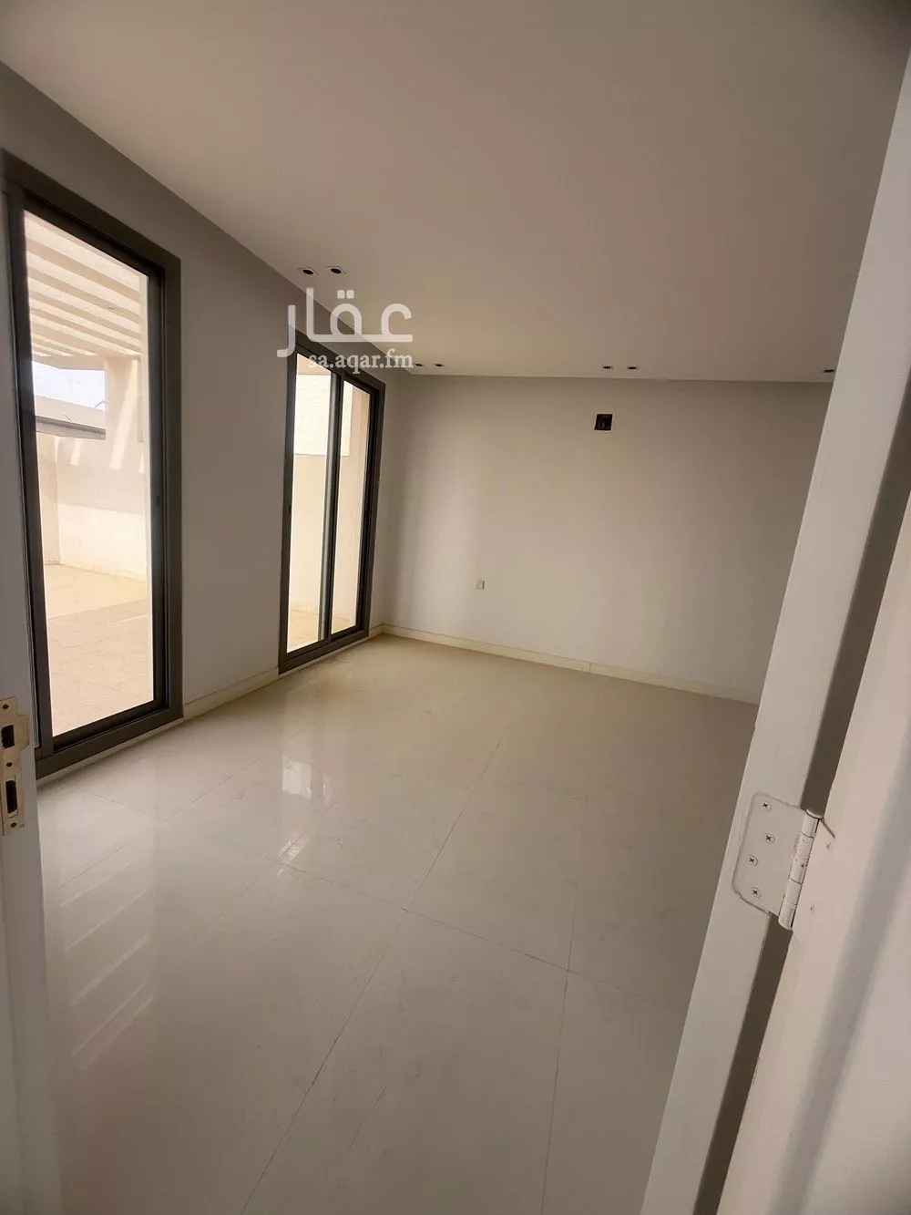 5 bedroom villa in Al Narjis 3