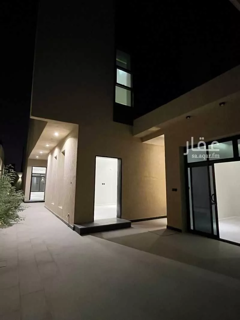 5 bedroom villa in Okaz 1