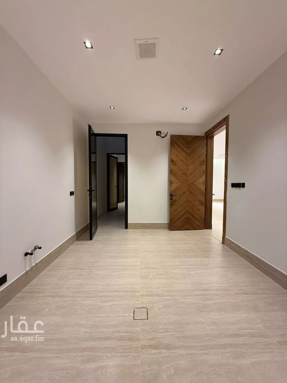 فيلا 5 غرف في المهدية 5